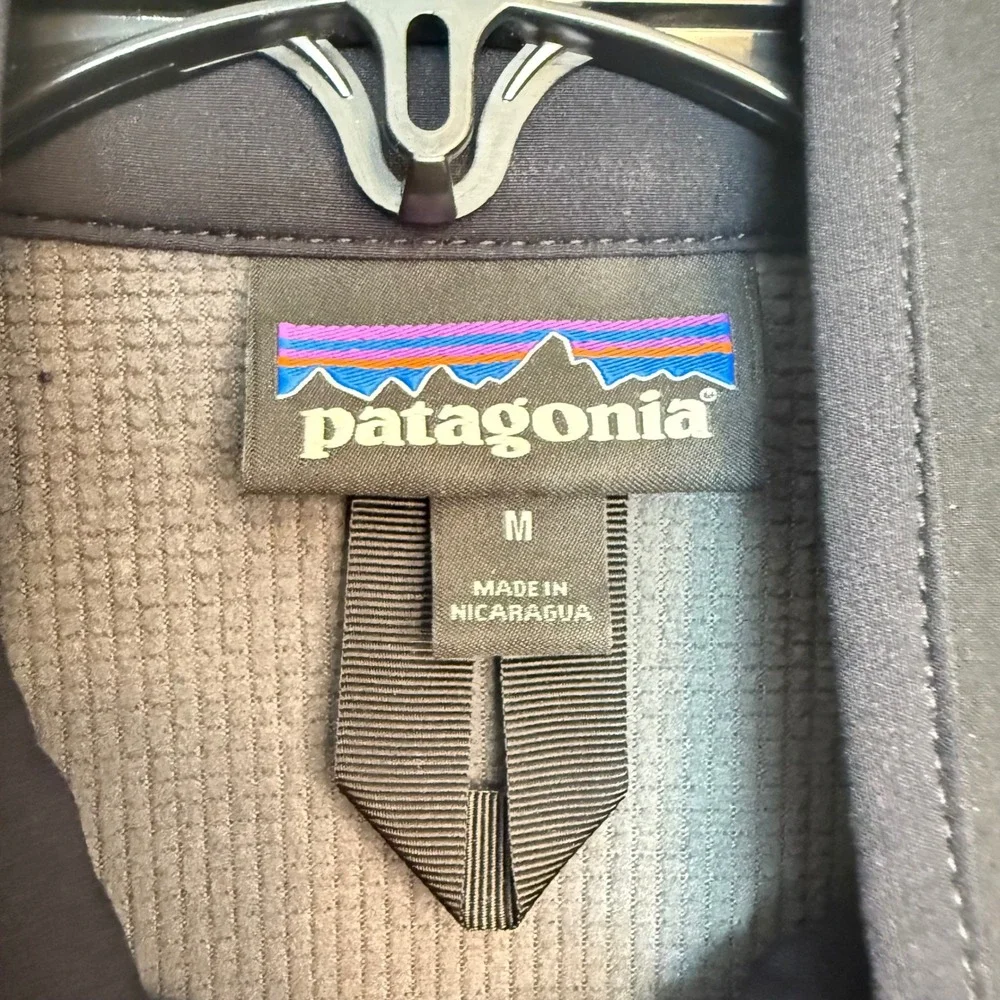 Patagonia Adze Wind Shield Jacket Men's M Full Zip Black Embroidered Logo